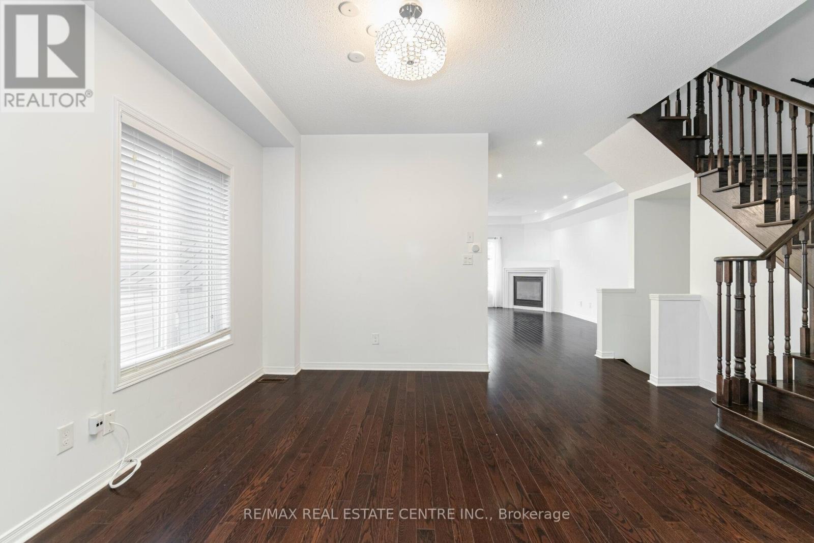 5099 Nestling Grove E, Mississauga, Ontario  L5M 0L3 - Photo 9 - W12610348