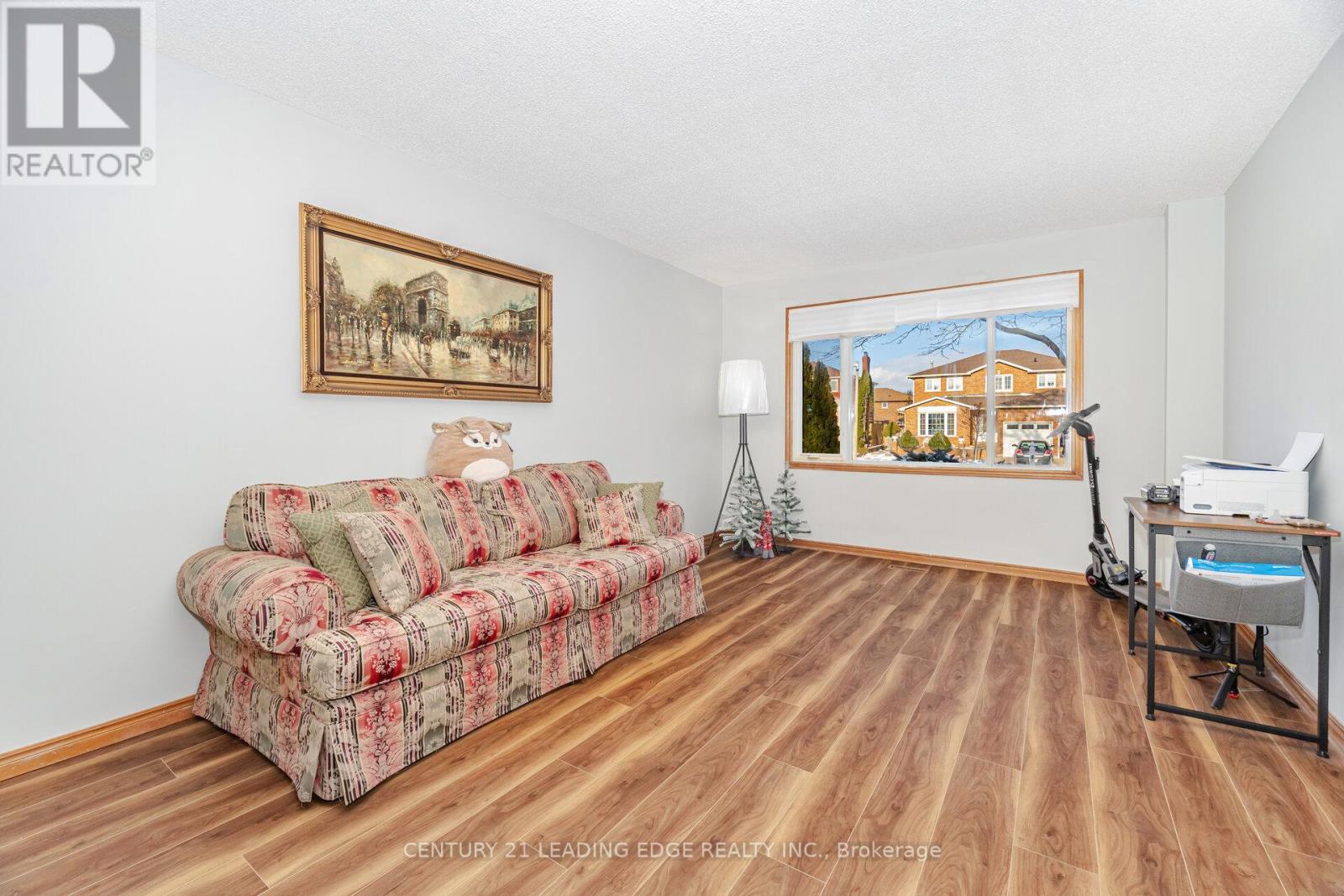 260 Old Orchard Circle, Oakville, Ontario L6H 4N7 - Photo 7 - W12610350