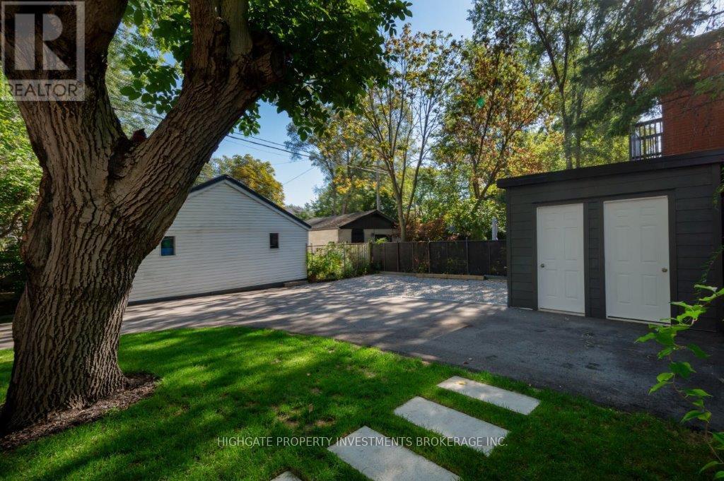 Bsmt - 81 St John's Road, Toronto (Junction Area), Ontario  M6P 1T8 - Photo 19 - W12610354