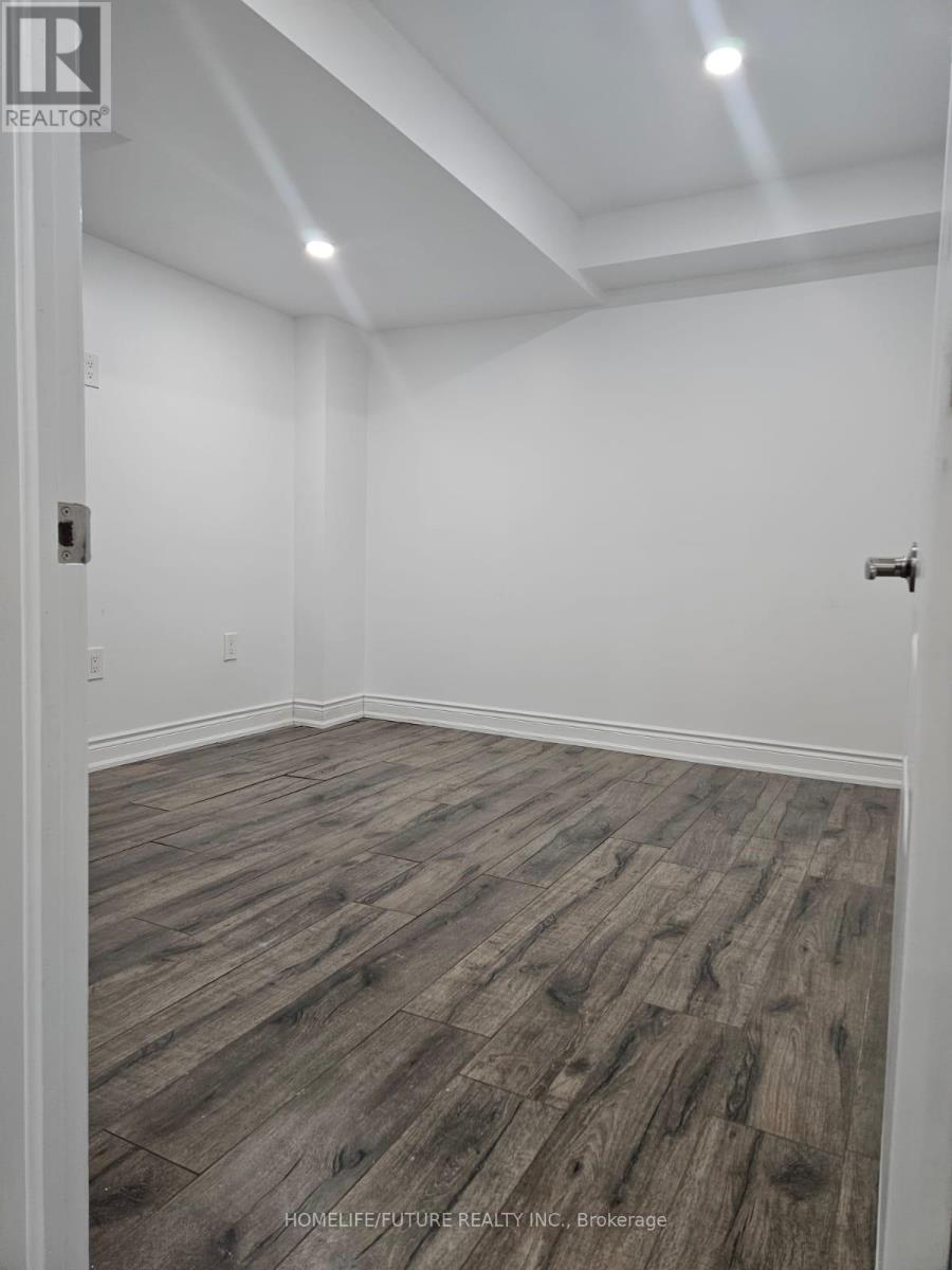 Bsmt - 26 Felix Close, Brampton, Ontario  L7A 4K5 - Photo 23 - W12610378