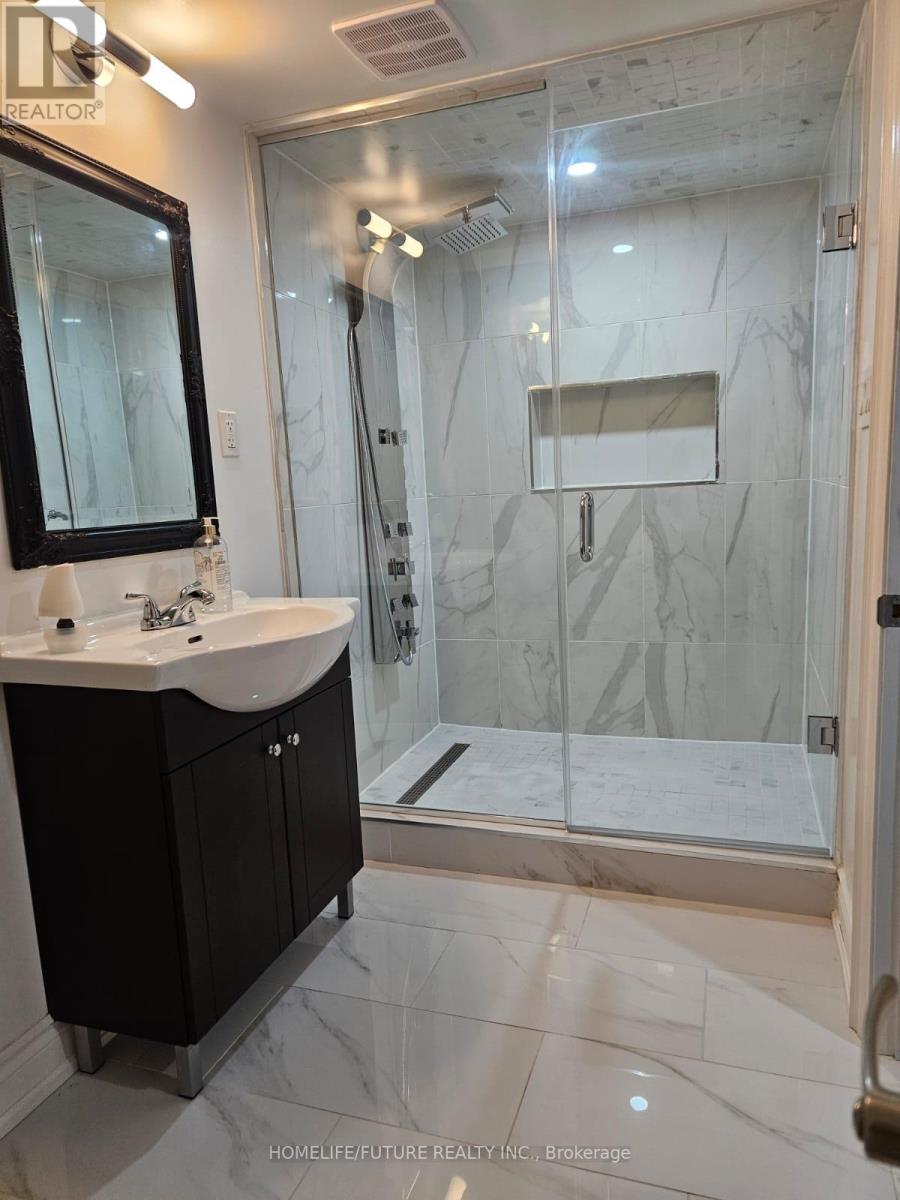 Bsmt - 26 Felix Close, Brampton (Northwest Brampton), Ontario  L7A 4K5 - Photo 9 - W12610378