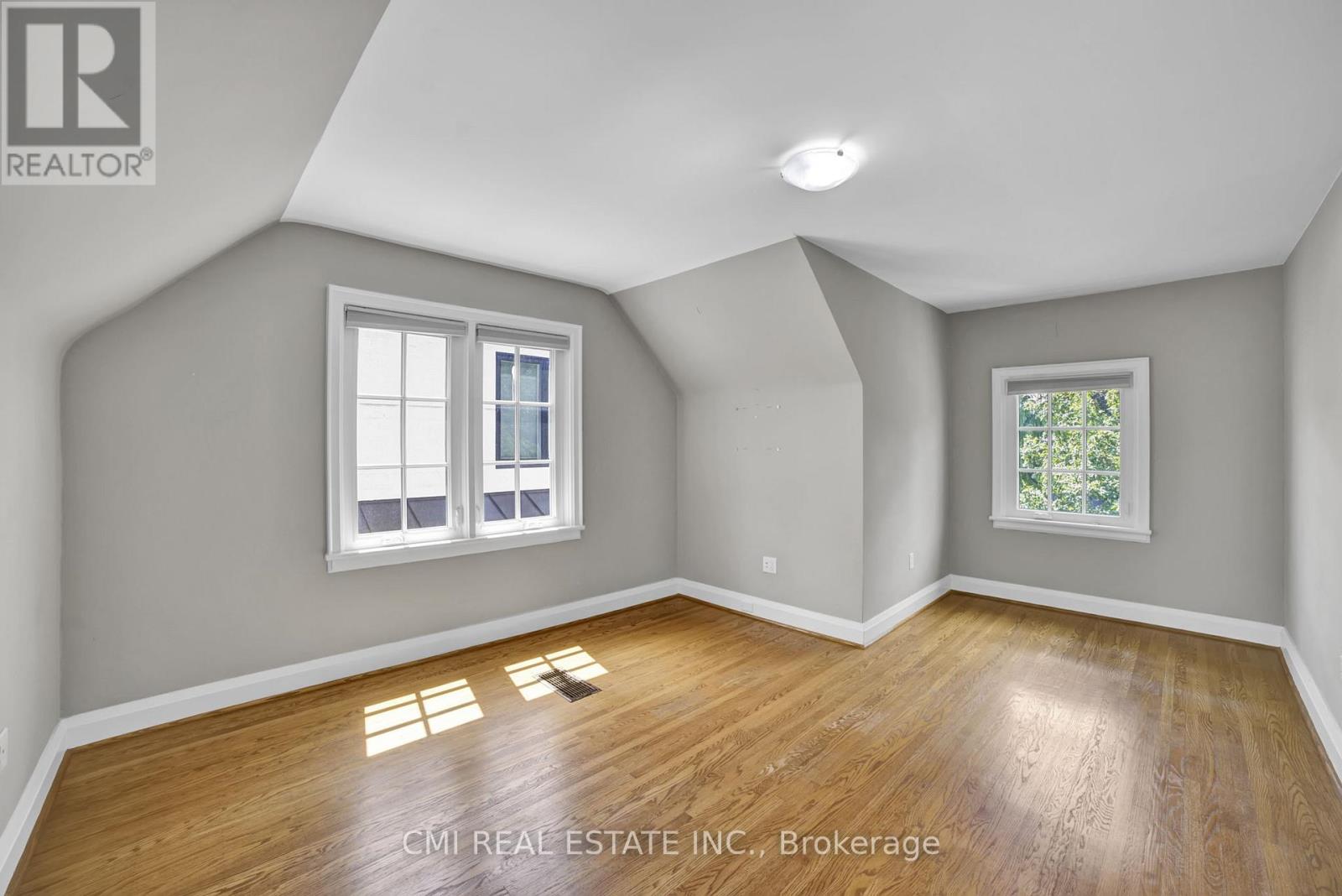 978 North Shore Boulevard W, Burlington, Ontario  L7T 1B1 - Photo 25 - W12610418