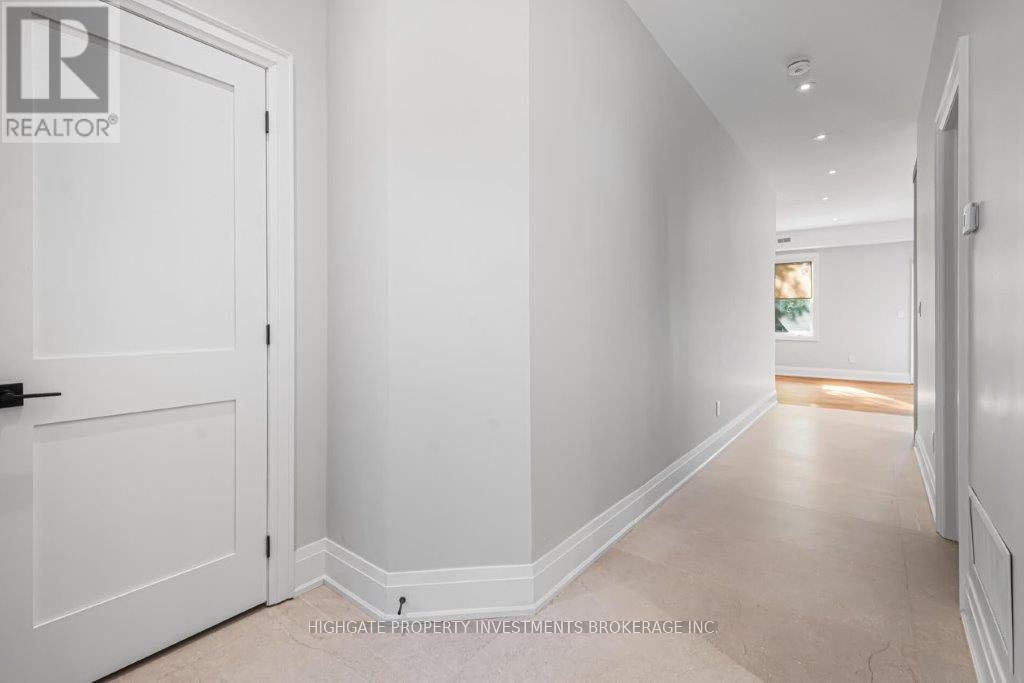 Main - 81 St John's Road, Toronto (Junction Area), Ontario  M6P 1T8 - Photo 5 - W12610434