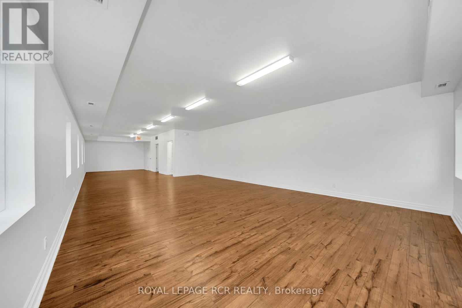 2nd Lvl - 27-31 King Street E, Caledon, Ontario  L7E 1C2 - Photo 13 - W12610438