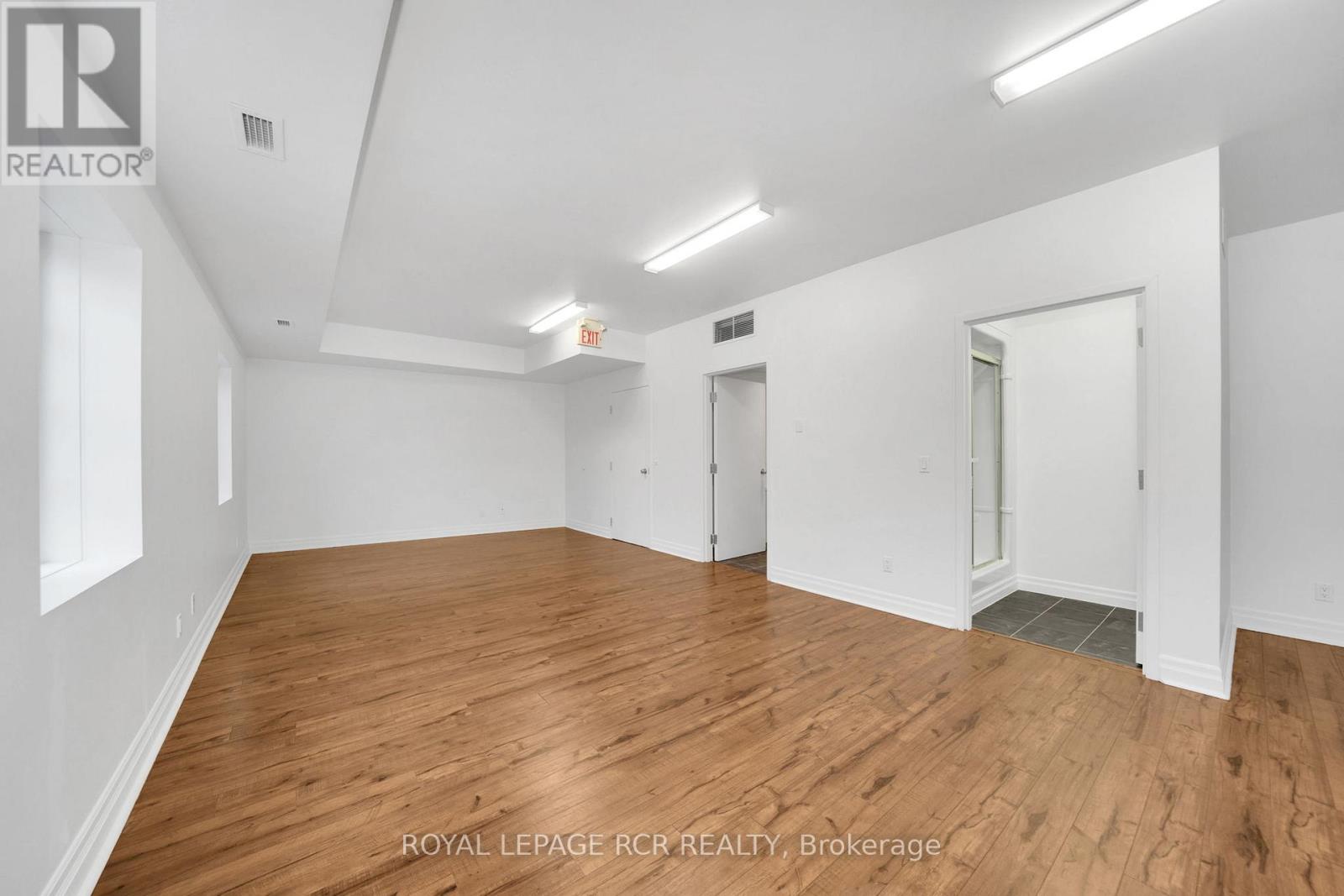 2nd Lvl - 27-31 King Street E, Caledon, Ontario  L7E 1C2 - Photo 14 - W12610438