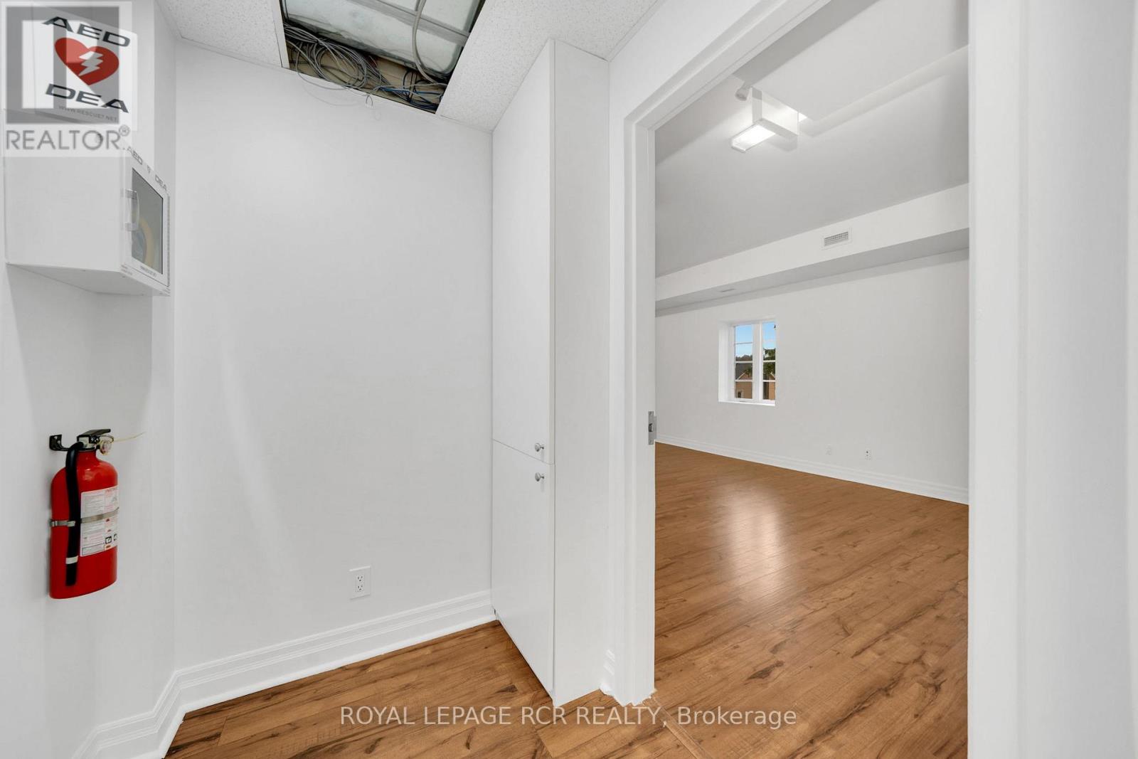 2nd Lvl - 27-31 King Street E, Caledon, Ontario  L7E 1C2 - Photo 4 - W12610438