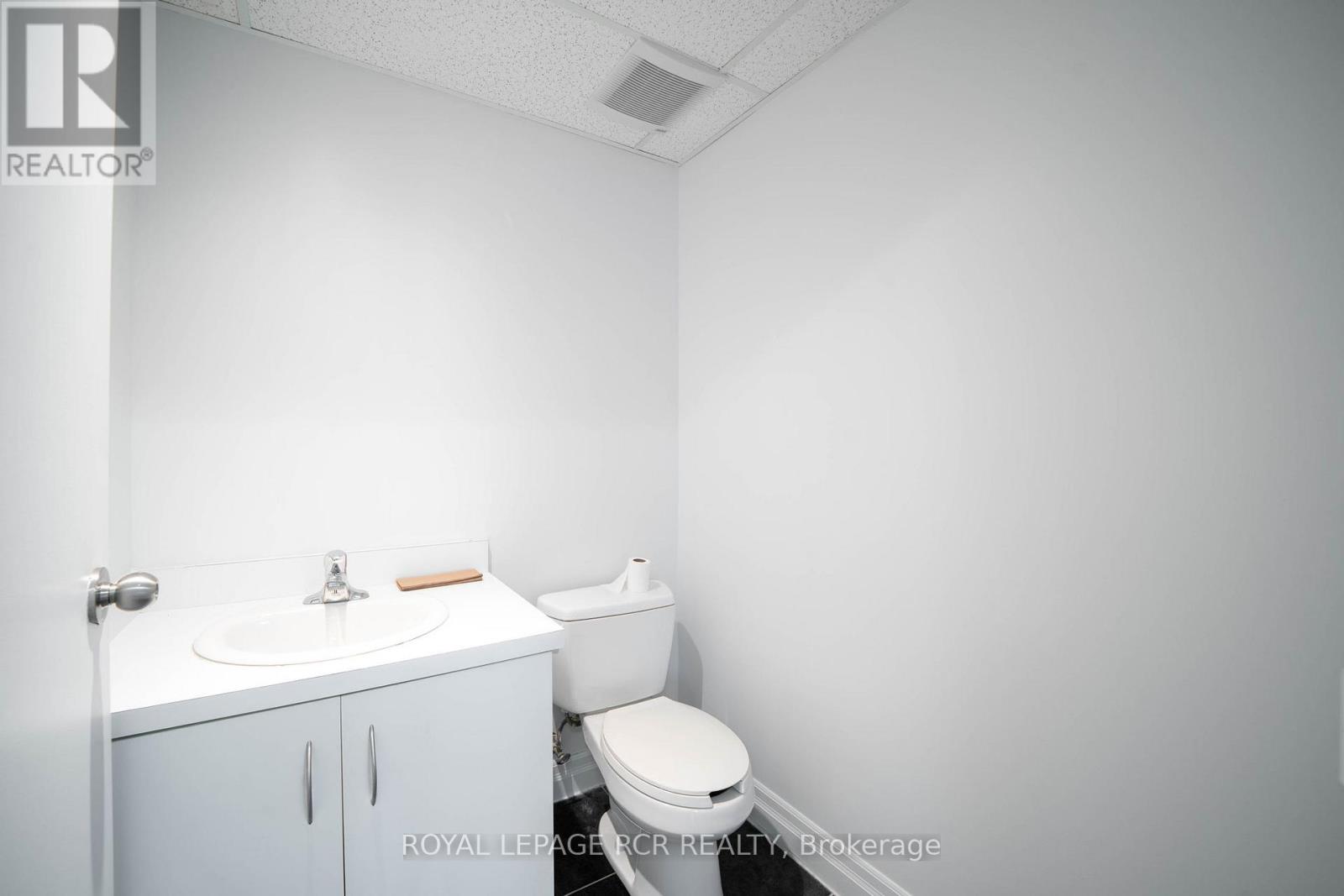 2nd Lvl - 27-31 King Street E, Caledon, Ontario  L7E 1C2 - Photo 8 - W12610438