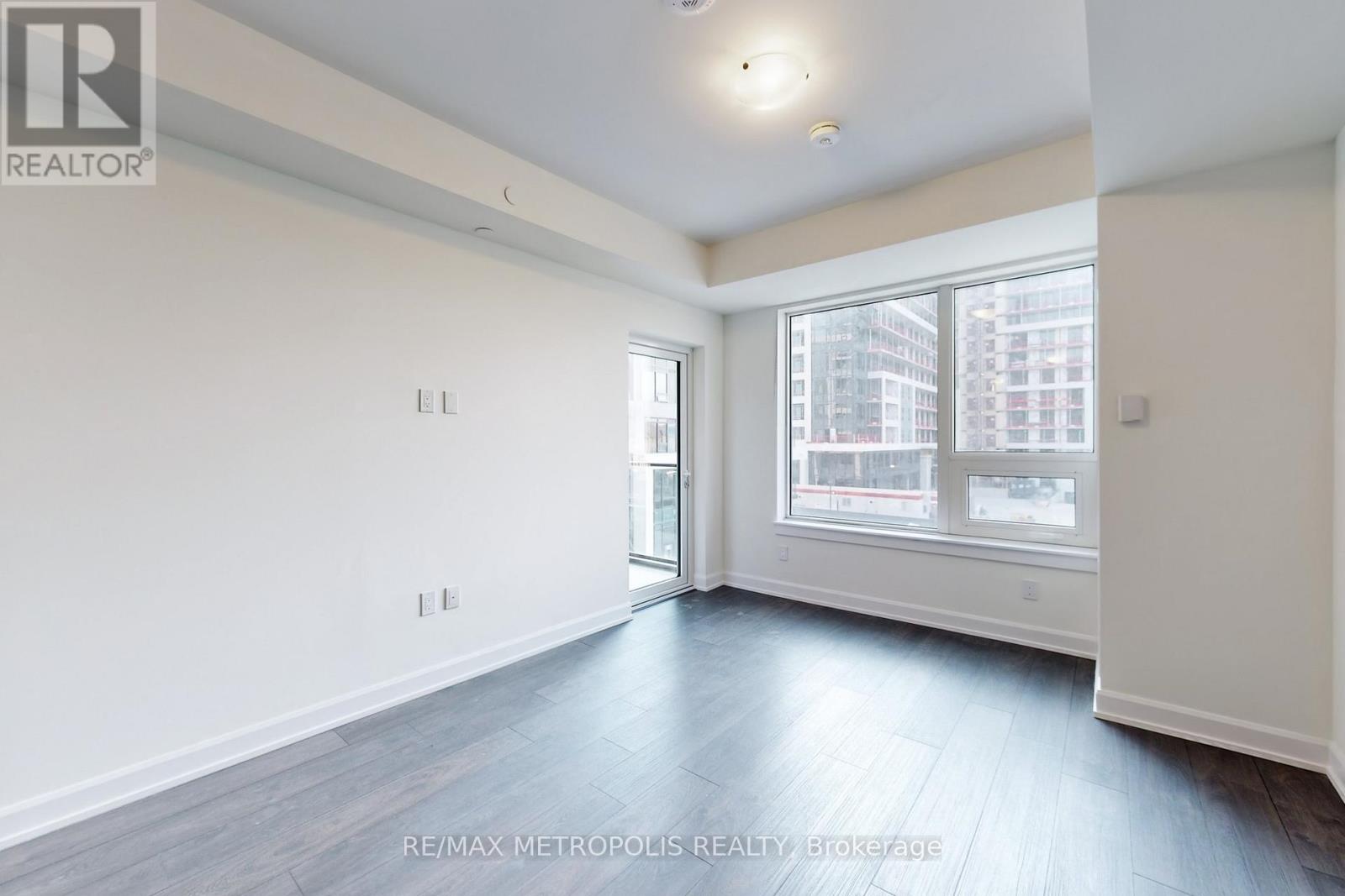 304 - 3200 William Coltson Avenue, Oakville, Ontario  L6H 7C2 - Photo 11 - W12610456