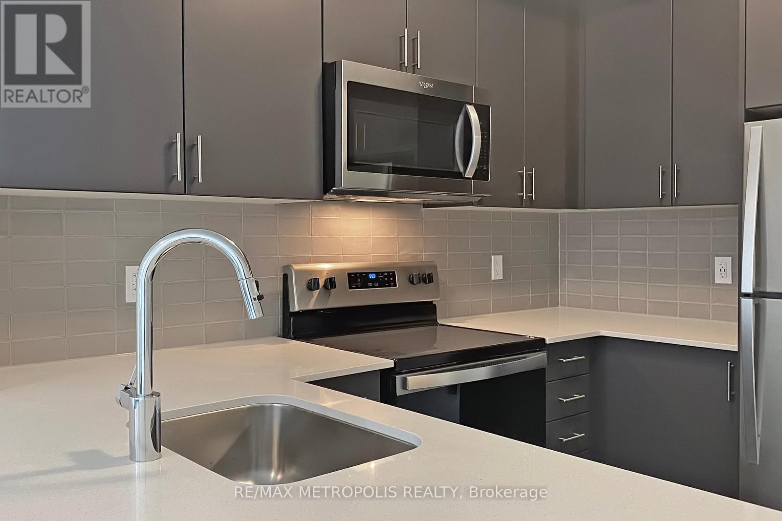 304 - 3200 William Coltson Avenue, Oakville, Ontario  L6H 7C2 - Photo 23 - W12610456