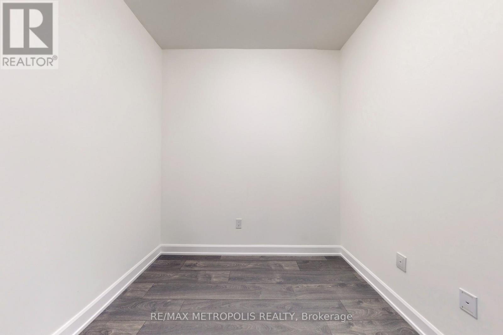 304 - 3200 William Coltson Avenue, Oakville, Ontario  L6H 7C2 - Photo 31 - W12610456