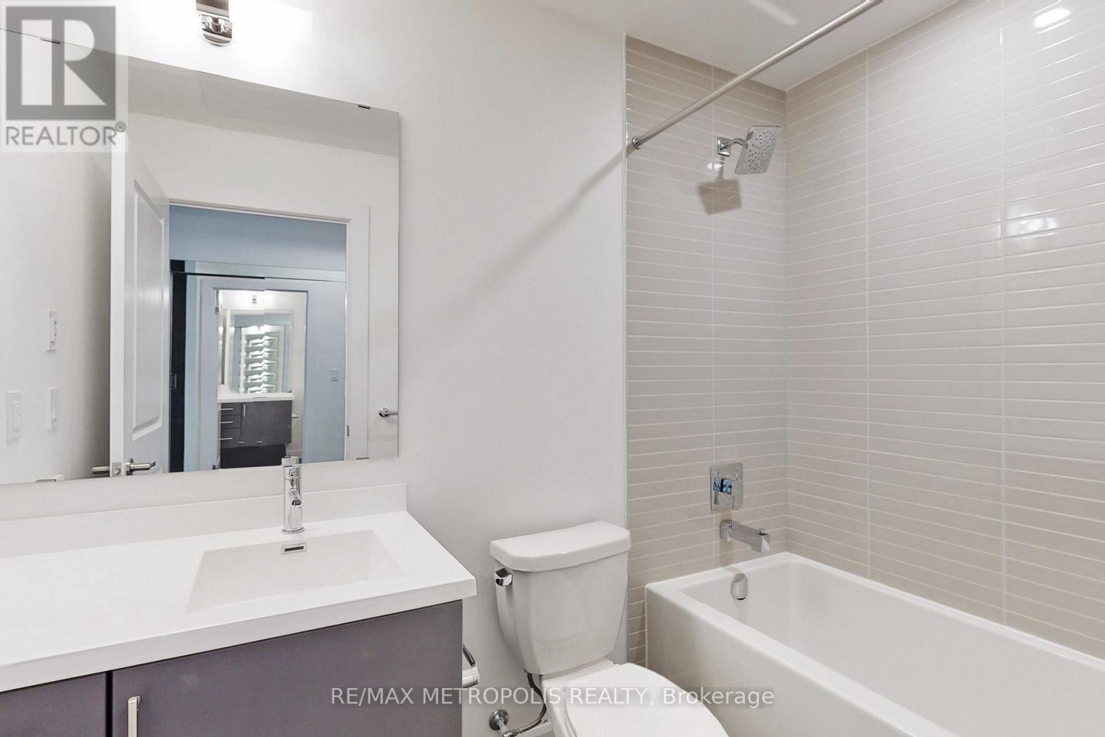 304 - 3200 William Coltson Avenue, Oakville, Ontario  L6H 7C2 - Photo 34 - W12610456