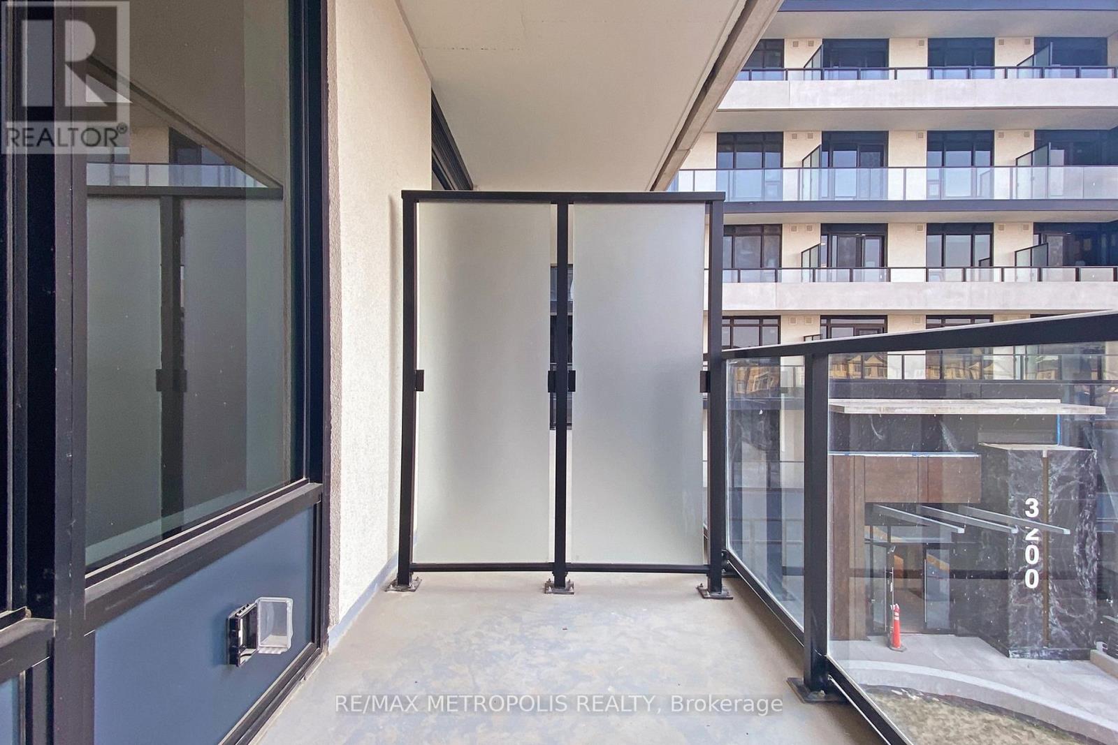 304 - 3200 William Coltson Avenue, Oakville, Ontario  L6H 7C2 - Photo 48 - W12610456