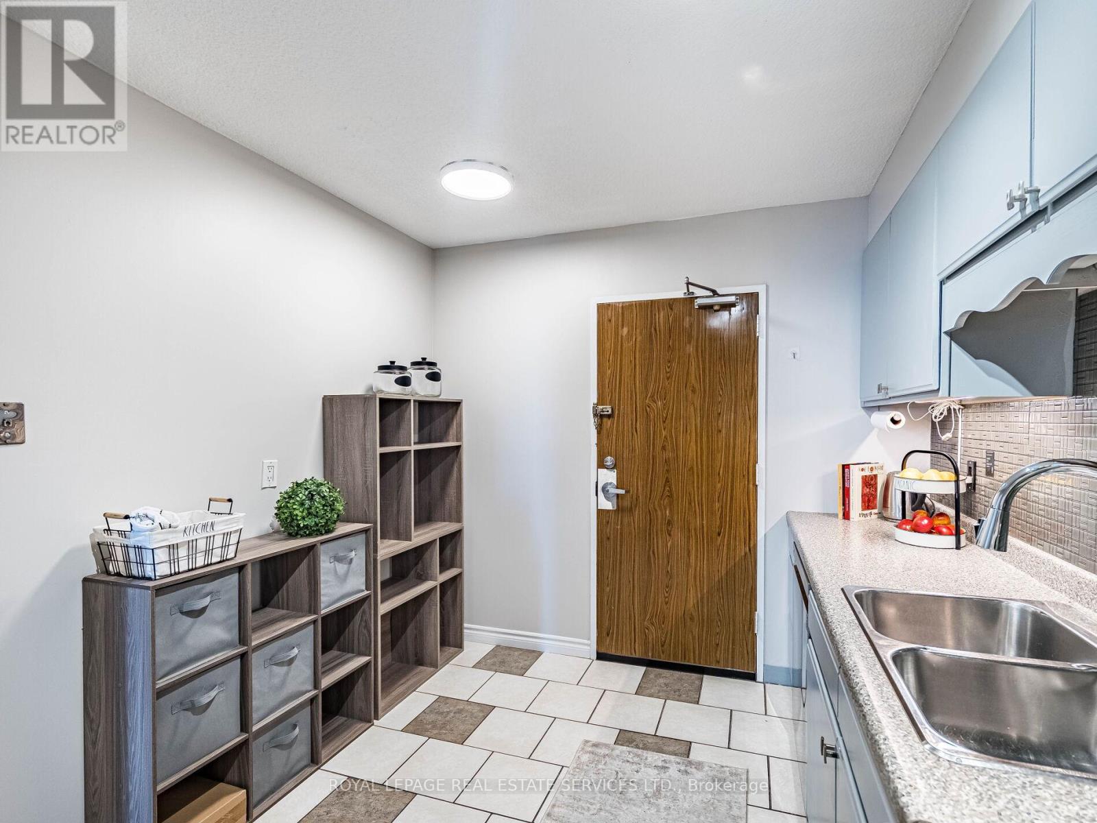 1410 - 20 Mississauga Valley Boulevard, Mississauga, Ontario  L5A 3S1 - Photo 14 - W12610490