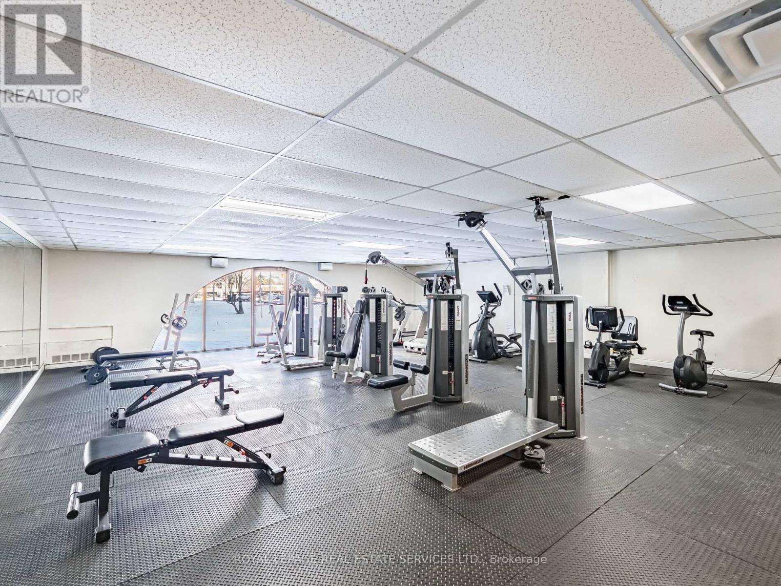 1410 - 20 Mississauga Valley Boulevard, Mississauga, Ontario  L5A 3S1 - Photo 30 - W12610490