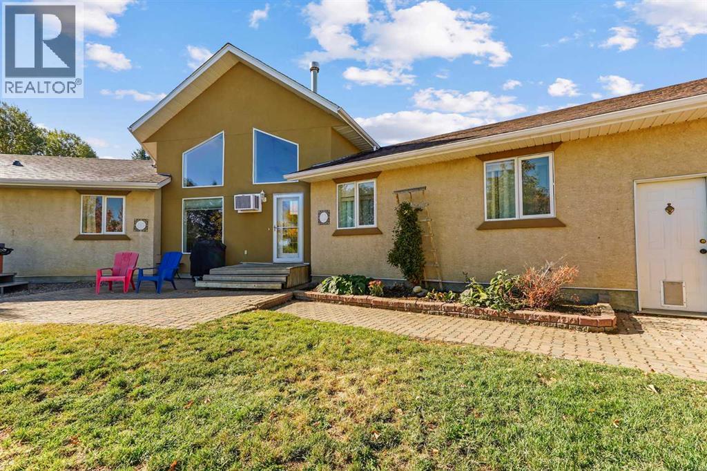 75061 Range Road 205, Rural Lethbridge County, Alberta  T1K 8G8 - Photo 10 - A2273676