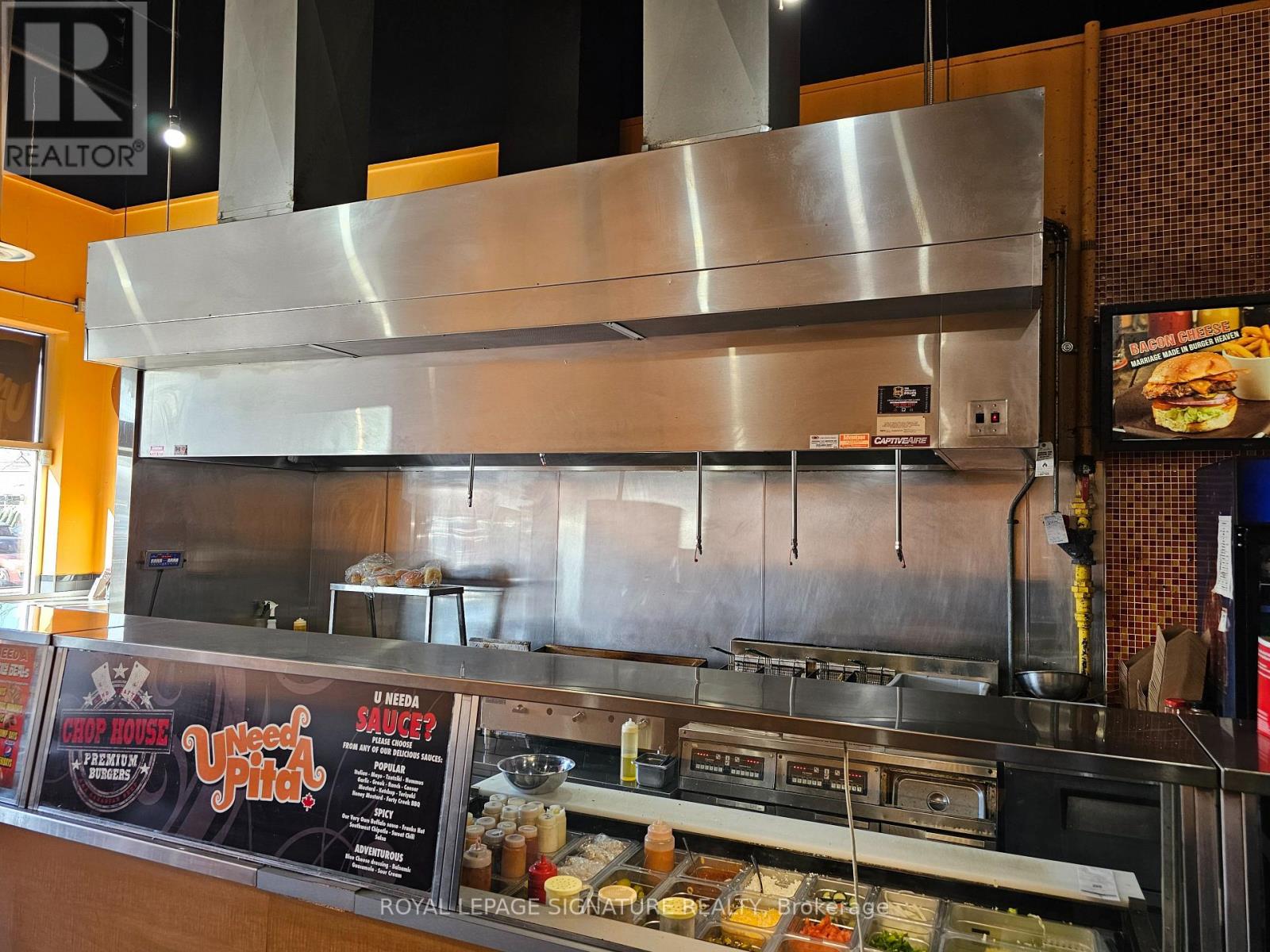 343 Glendale Avenue, St. Catharines, Ontario  L2T 0A1 - Photo 11 - X12610340