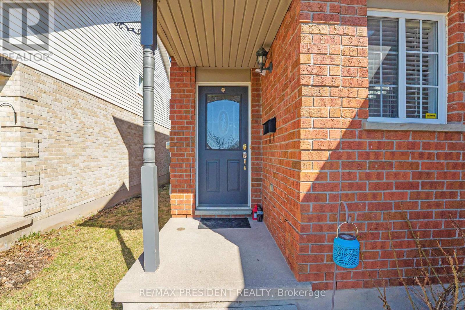 68 Wheatland Drive, Cambridge, Ontario  N1P 1C5 - Photo 2 - X12610478