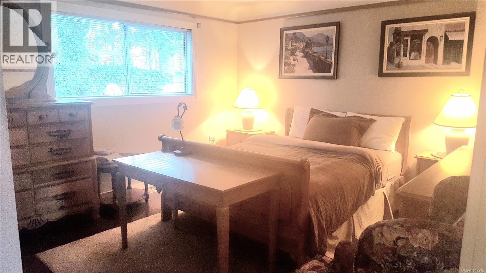 8626 Lochside Dr, North Saanich, British Columbia  V8L 1M7 - Photo 43 - 1007305