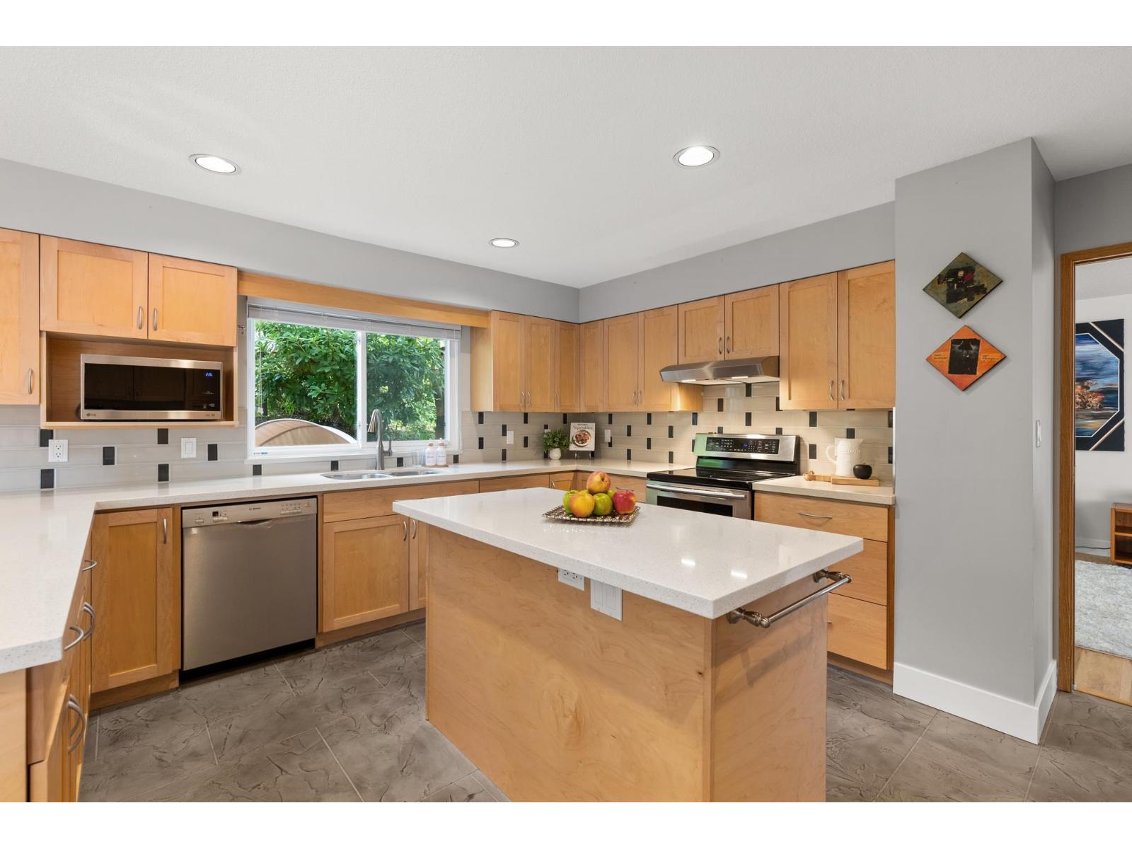 7680 Barrymore Drive, Delta, British Columbia V4C 4C7 - Photo 4 - R3039286