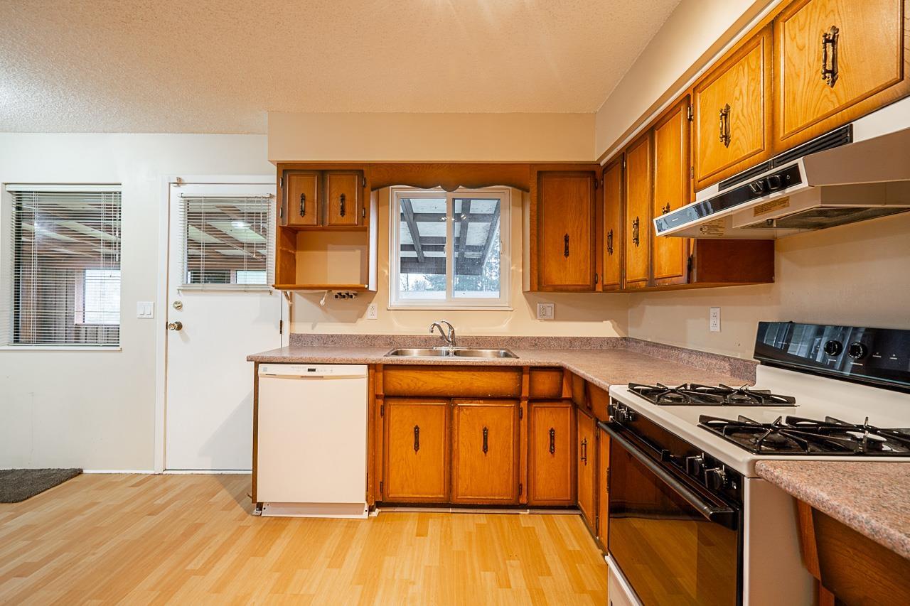 20221 47a Avenue, Langley, British Columbia V3A 5K9 - Photo 7 - R3049534