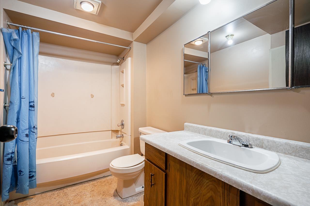 20221 47a Avenue, Langley, British Columbia V3A 5K9 - Photo 27 - R3049534