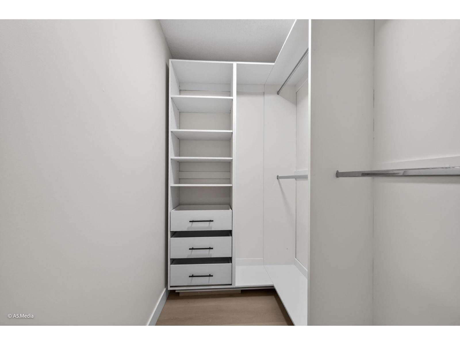 803 10620 150 Street, Surrey, British Columbia V3R 7S1 - Photo 9 - R3072664