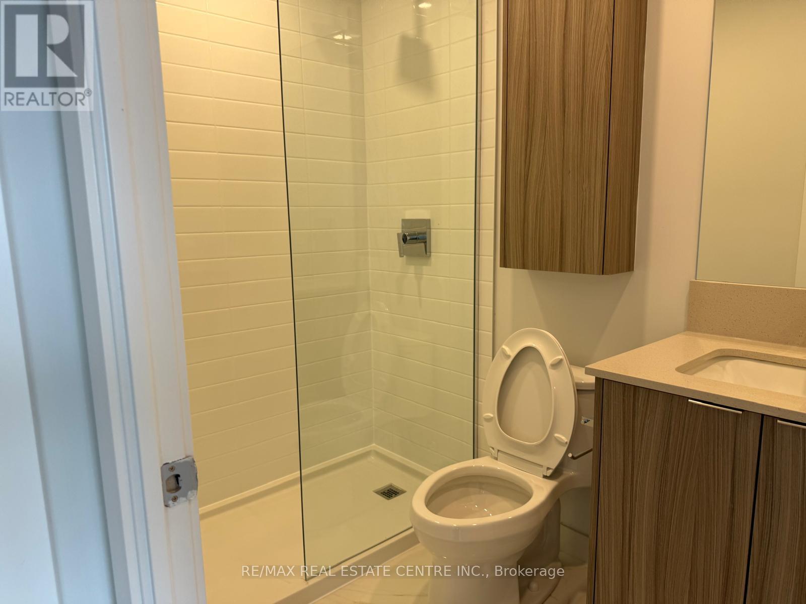 2007 - 430 Square One Drive, Mississauga, Ontario L5B 0P6 - Photo 22 - W12603388