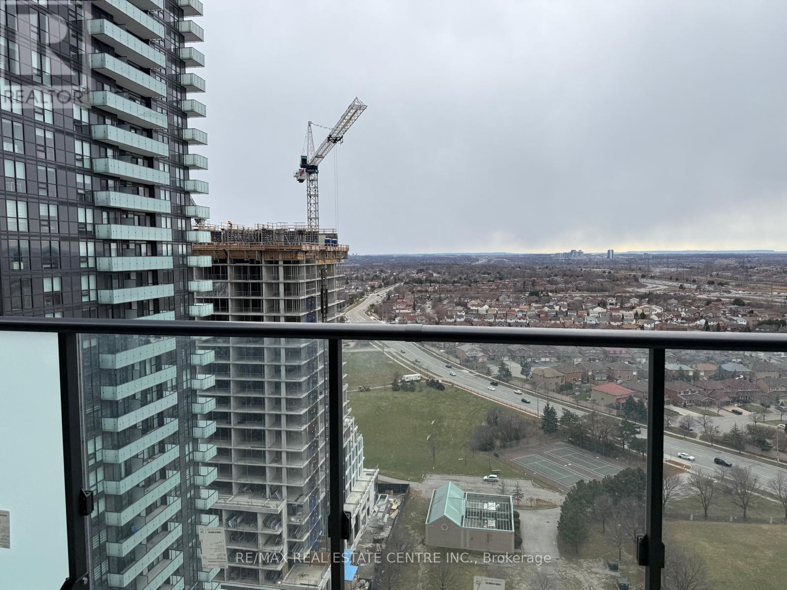 2007 - 430 Square One Drive, Mississauga, Ontario L5B 0P6 - Photo 25 - W12603388