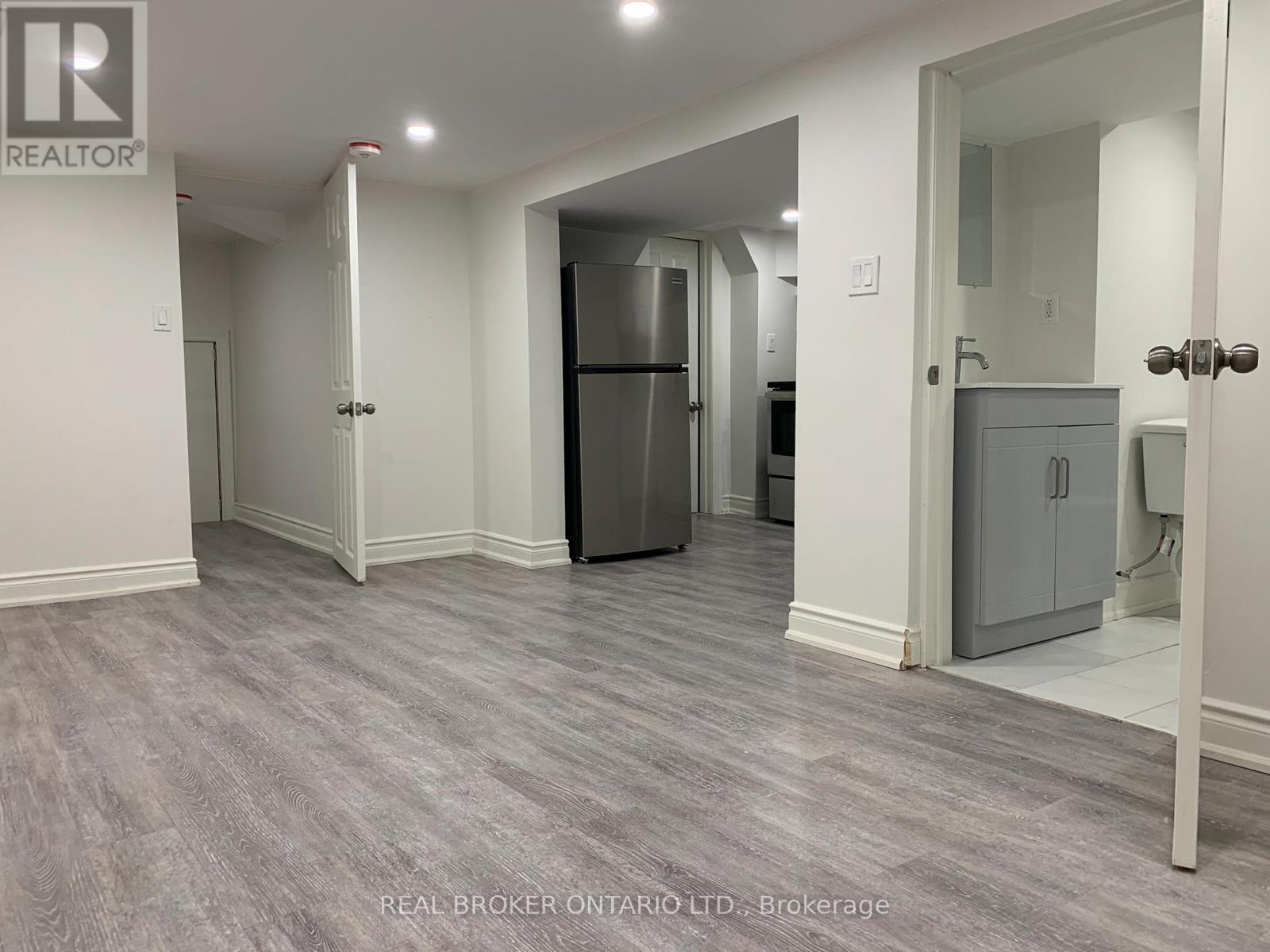 Bsmt - 12 Villa Road, Toronto, Ontario M8W 1M5 - Photo 4 - W12610016