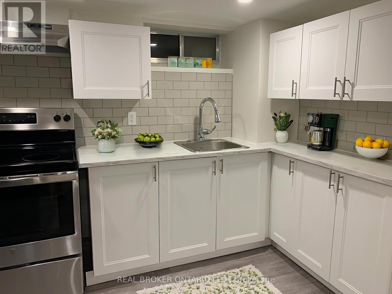 Bsmt - 12 Villa Road, Toronto, Ontario M8W 1M5 - Photo 5 - W12610016