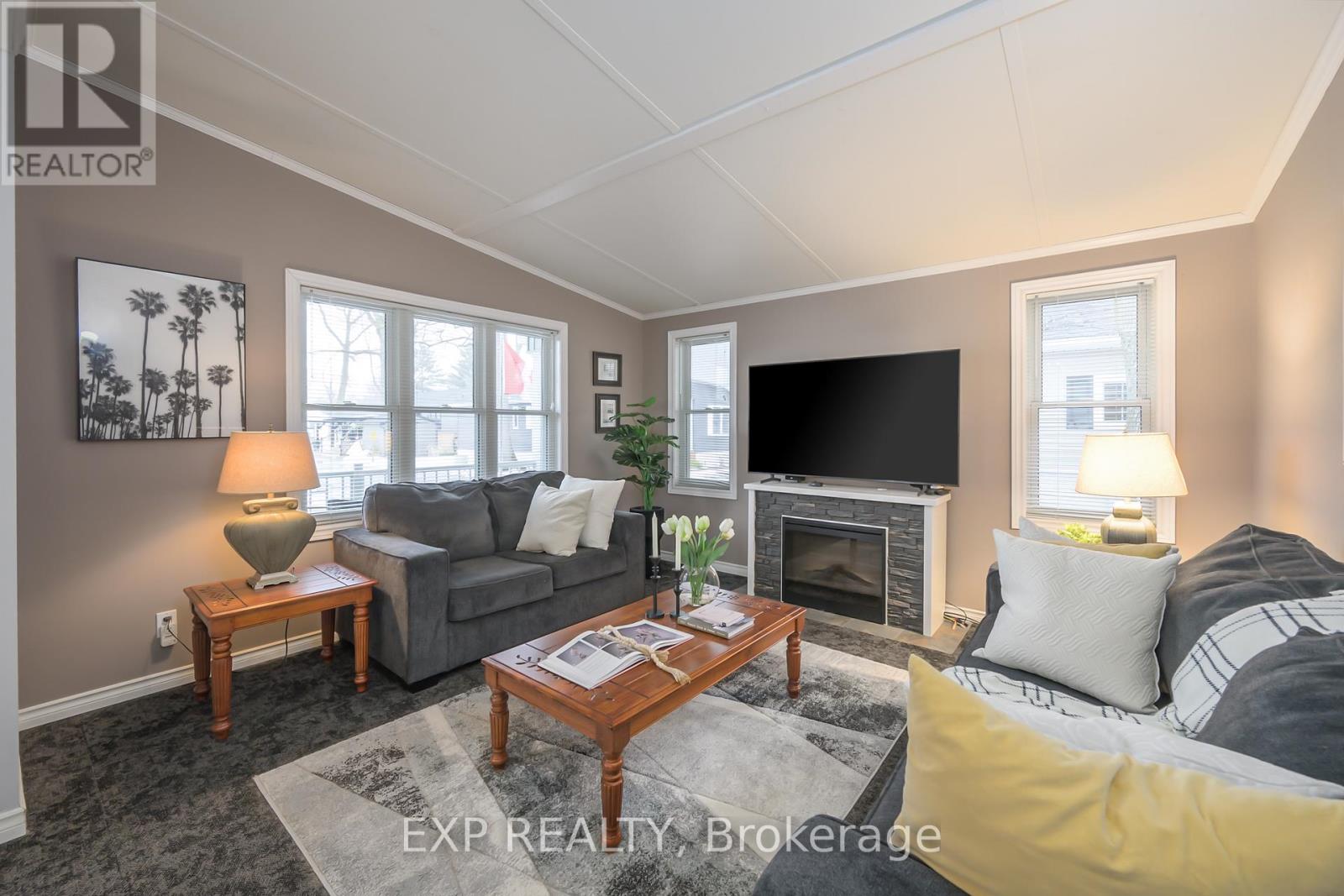 51 - 22790 Amiens Road, Middlesex Centre, Ontario  N0L 1R0 - Photo 10 - X12610506