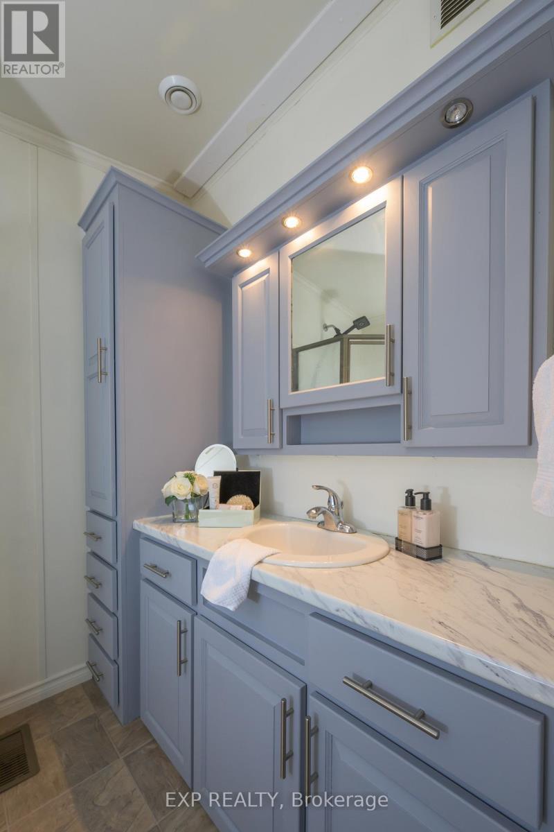 51 - 22790 Amiens Road, Middlesex Centre, Ontario  N0L 1R0 - Photo 23 - X12610506