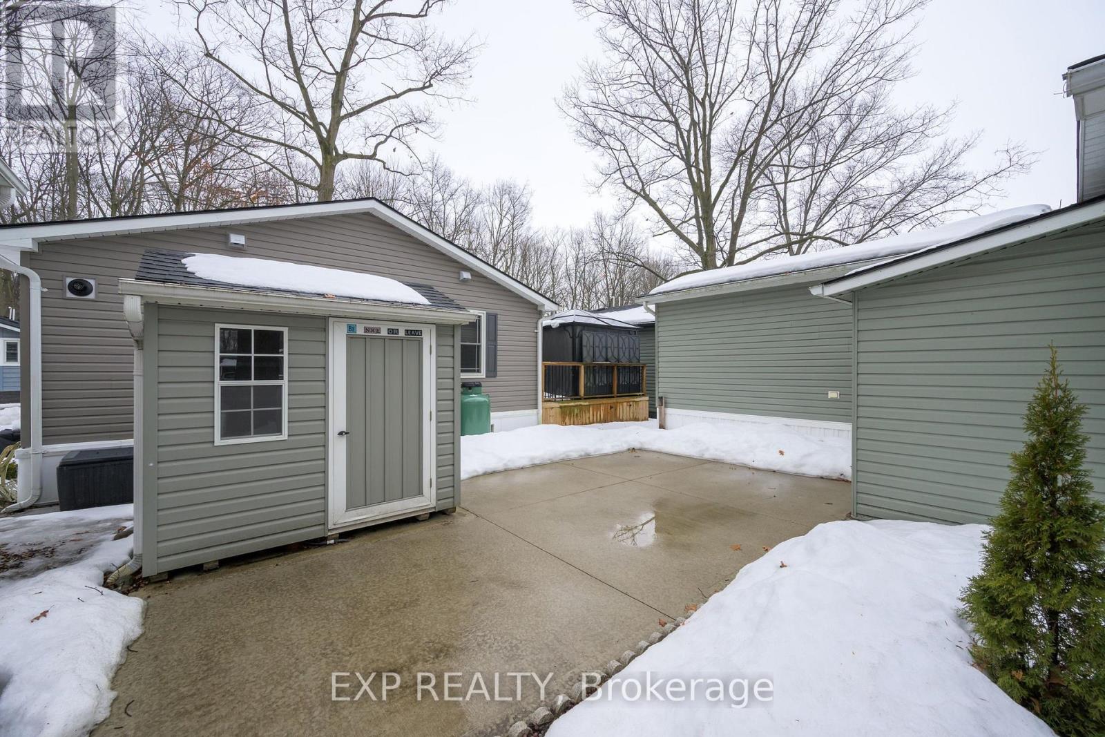 51 - 22790 Amiens Road, Middlesex Centre, Ontario  N0L 1R0 - Photo 3 - X12610506