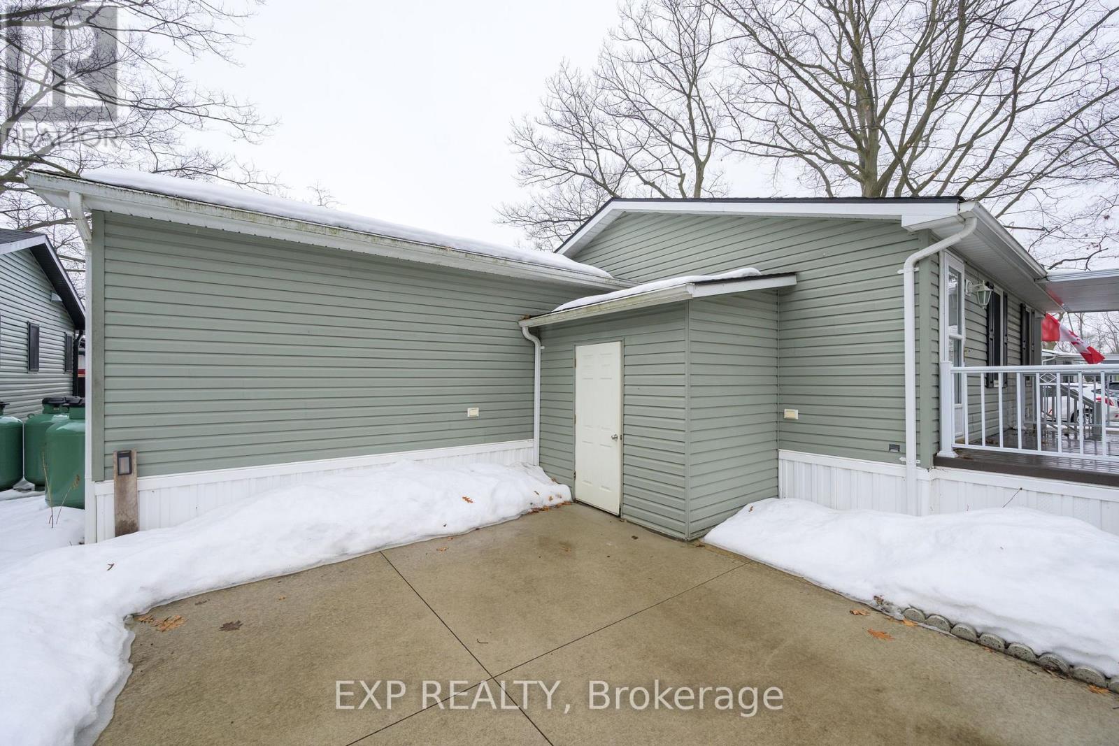 51 - 22790 Amiens Road, Middlesex Centre, Ontario  N0L 1R0 - Photo 5 - X12610506