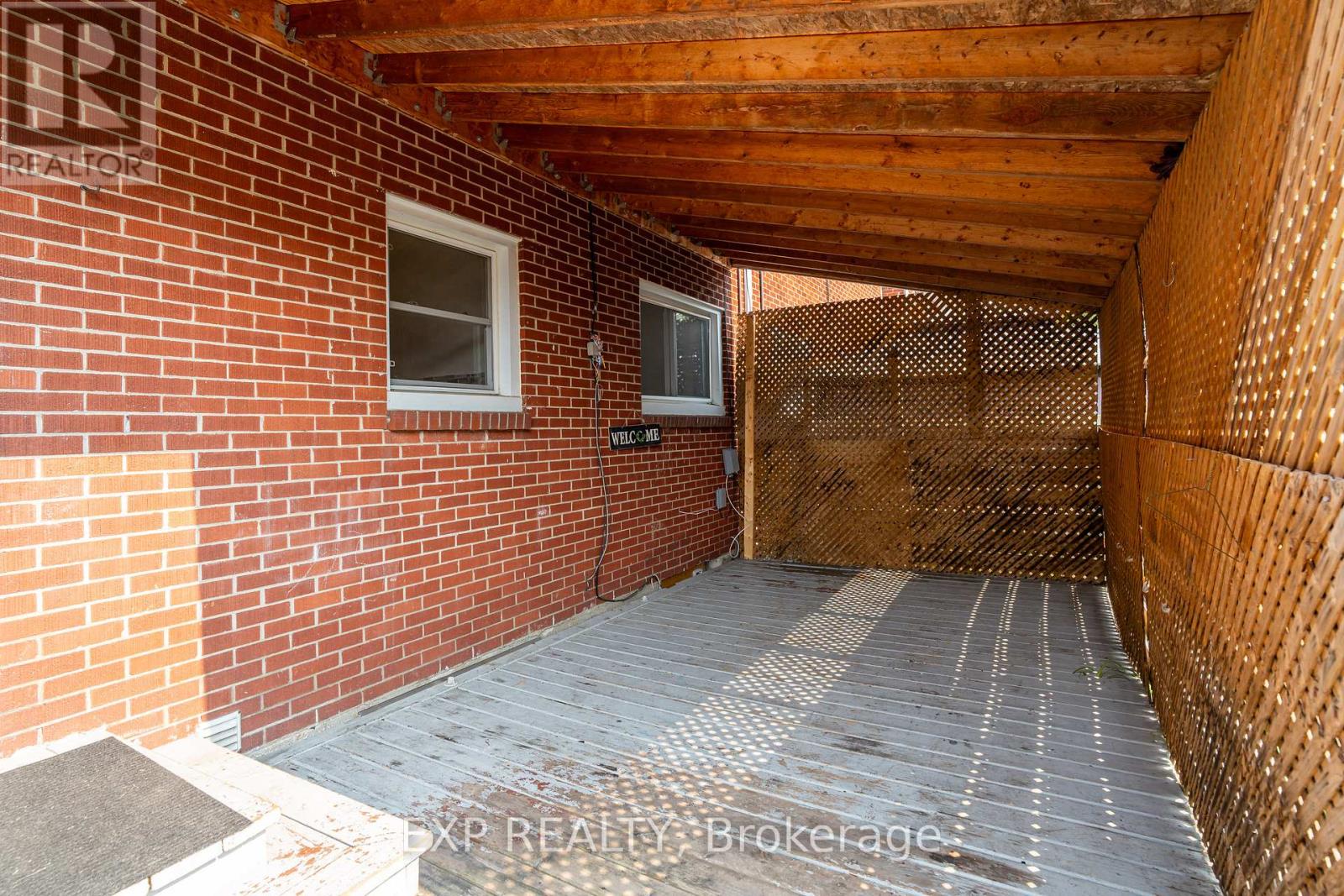 646 Borthwick Avenue, Ottawa, Ontario  K1K 2L9 - Photo 27 - X12610558