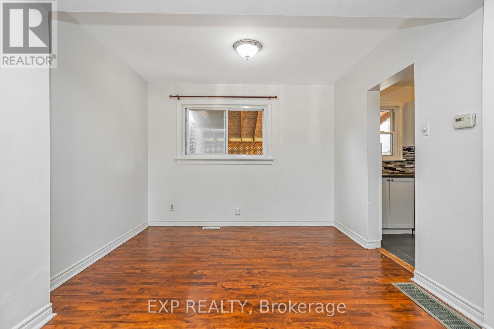 646 Borthwick Avenue, Ottawa, Ontario  K1K 2L9 - Photo 8 - X12610558