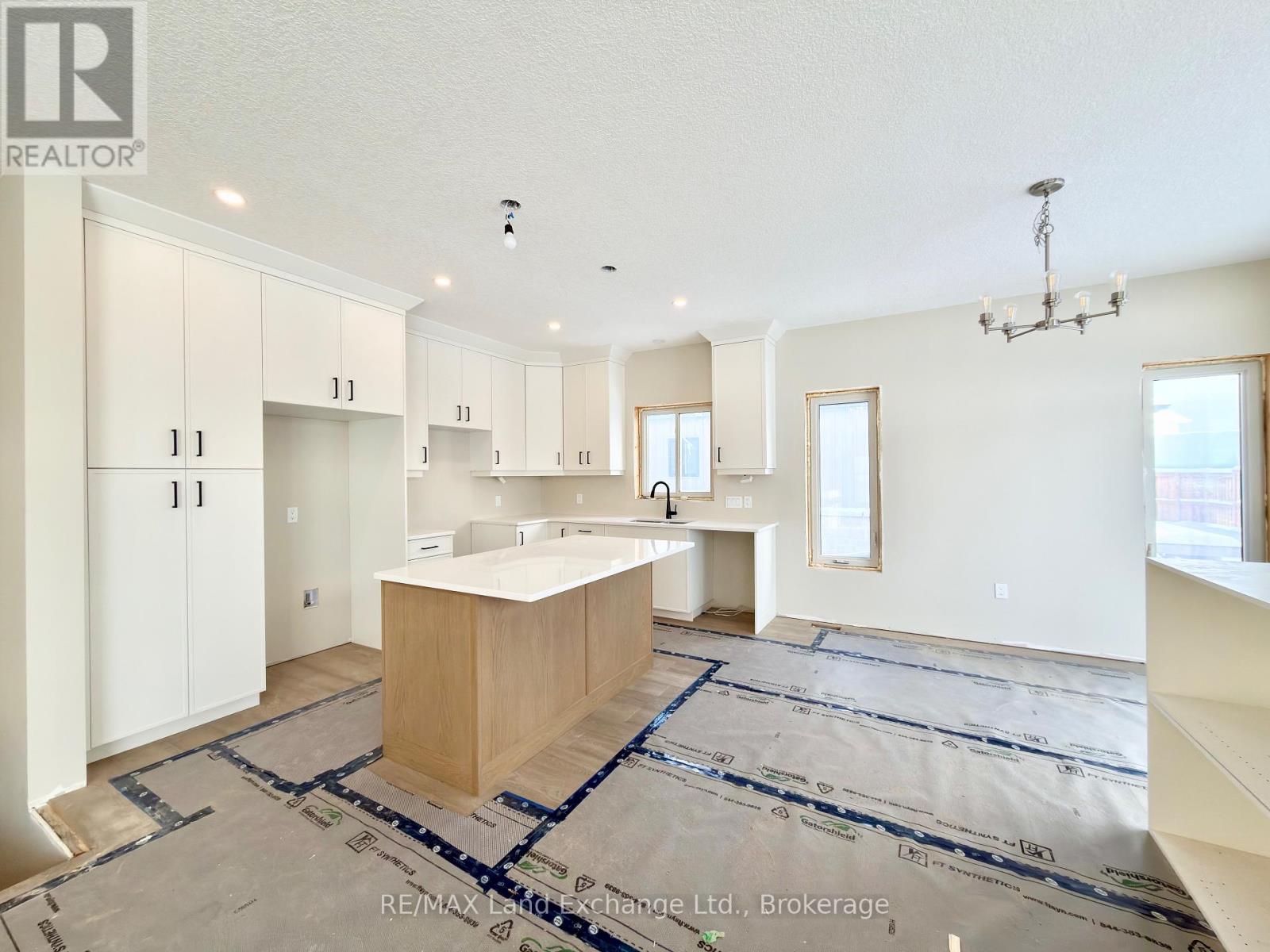 Secondary picture of 159 WESTLINKS DRIVE