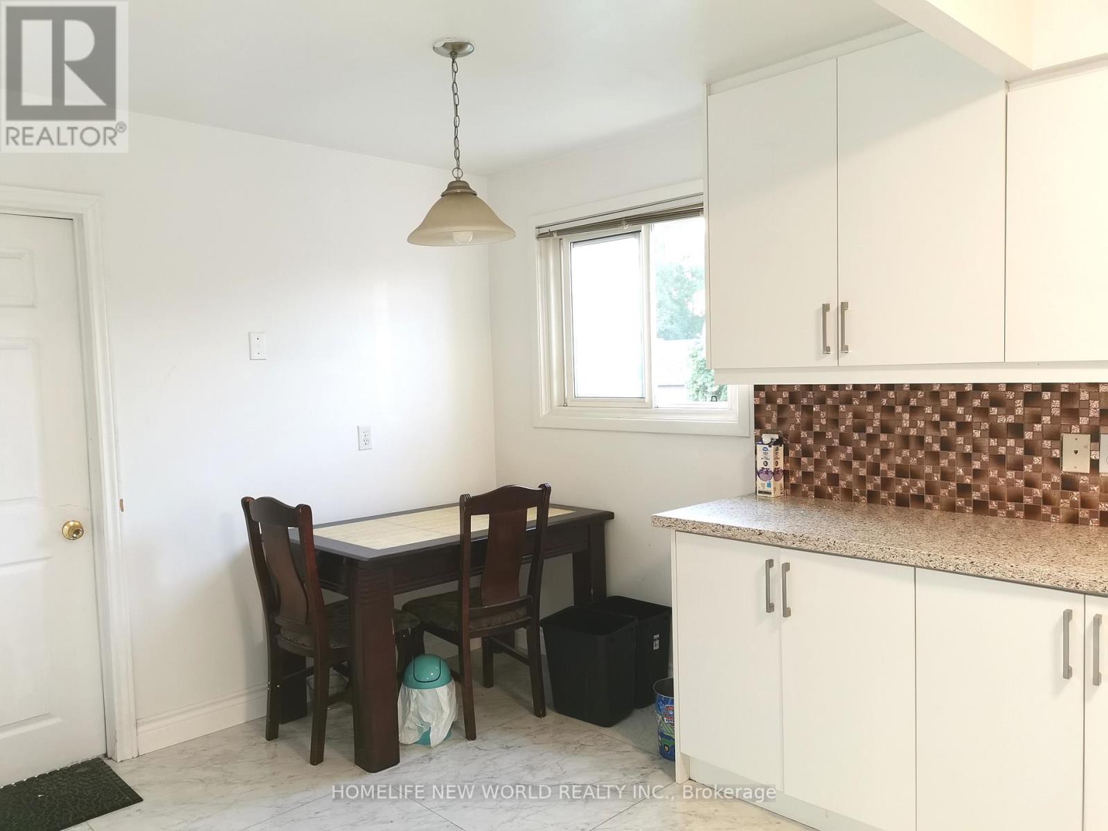 Bedroom - 25 Picola Court, Toronto, Ontario M2H 2N2 - Photo 5 - C12390366