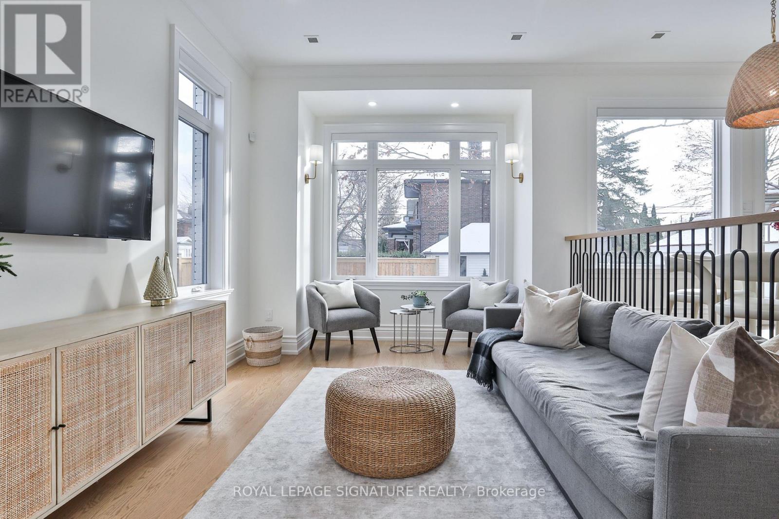 28 Belle Ayre Boulevard, Toronto, Ontario  M4S 1K3 - Photo 24 - C12609782