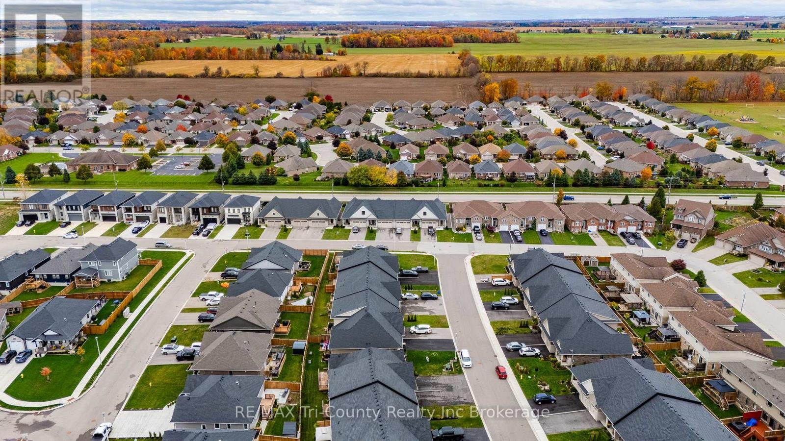 19 Sierra Street, Tillsonburg, Ontario  N4G 0J2 - Photo 34 - X12610520