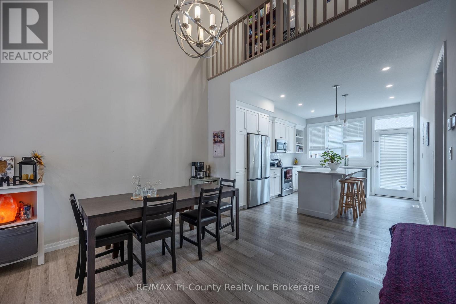 19 Sierra Street, Tillsonburg, Ontario  N4G 0J2 - Photo 5 - X12610520