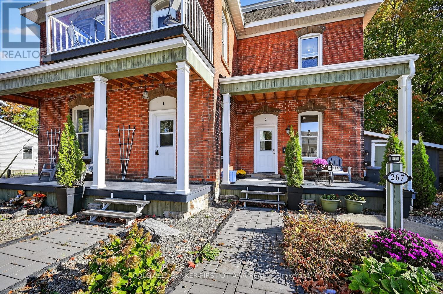 267 Bridge Street, Carleton Place, Ontario  K7C 3H3 - Photo 6 - X12451436