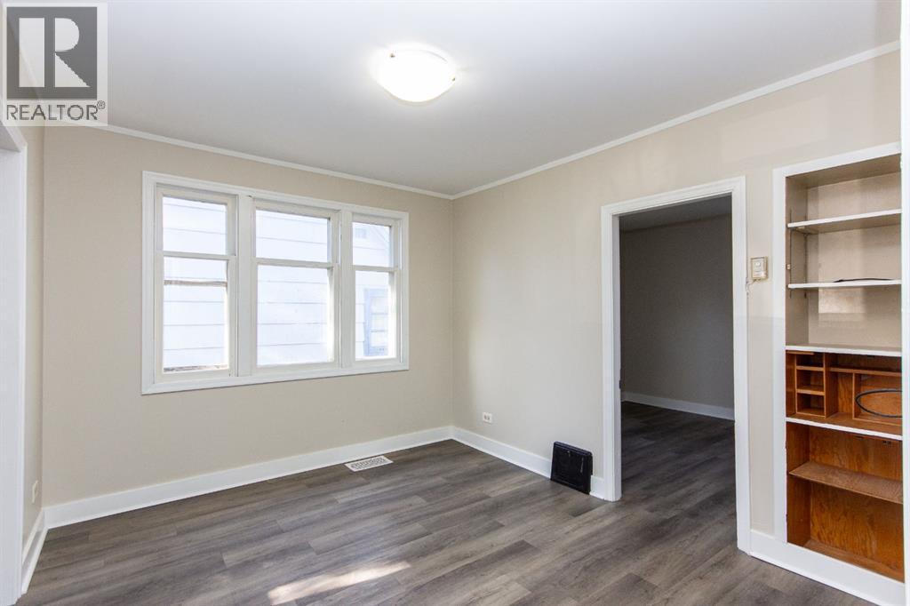 4206 51a Street, Red Deer, Alberta  T4N 2B6 - Photo 9 - A2270711