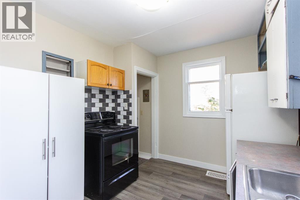 4206 51a Street, Red Deer, Alberta  T4N 2B6 - Photo 12 - A2270711