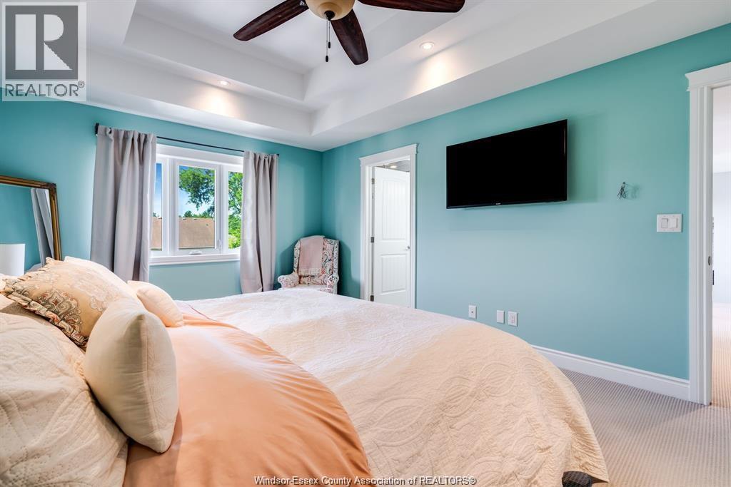 248 Joan Flood, Essex, Ontario N8M 3E9 - Photo 22 - 25031381