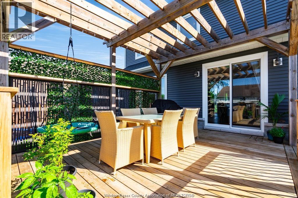 248 Joan Flood, Essex, Ontario N8M 3E9 - Photo 38 - 25031381