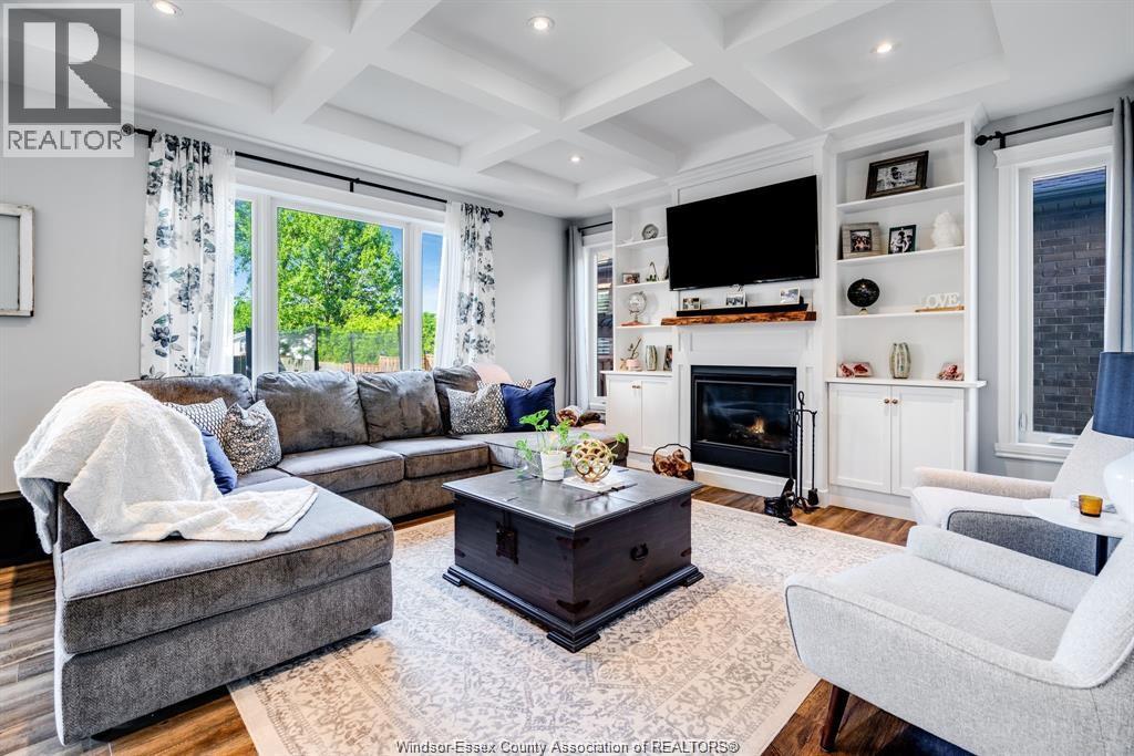 248 Joan Flood, Essex, Ontario N8M 3E9 - Photo 4 - 25031381