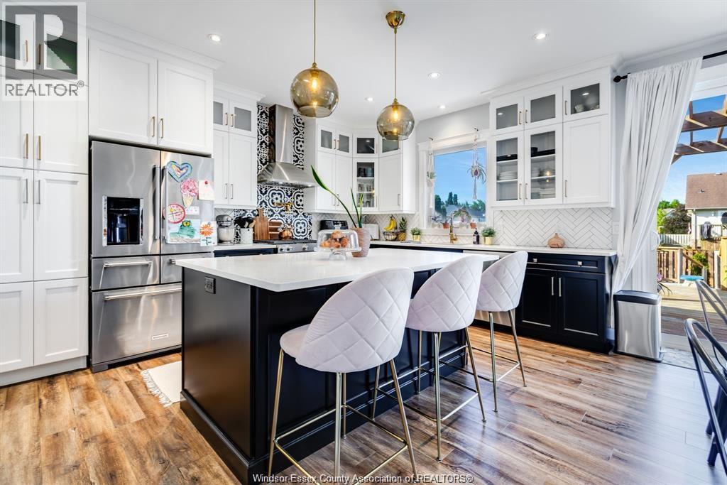 248 Joan Flood, Essex, Ontario N8M 3E9 - Photo 9 - 25031381