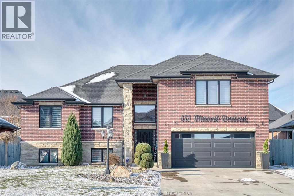 MLS# 25031377: 177 MAXWELL CRESCENT, Lakeshore, Canada