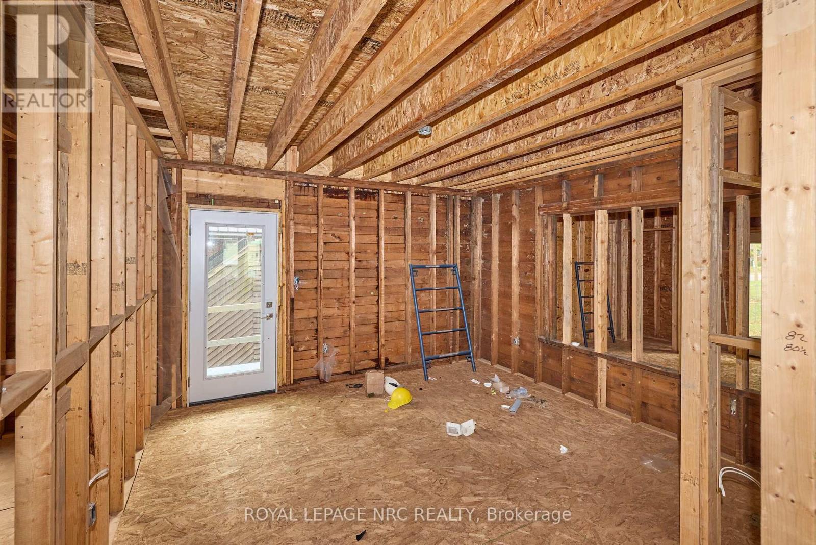 5427 River Road, Niagara Falls, Ontario  L2E 3H1 - Photo 33 - X12610542